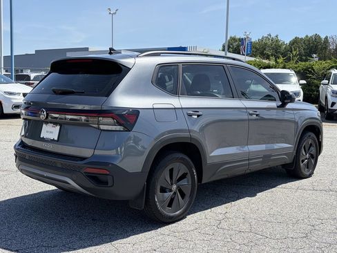 Certified 2025 Volkswagen Taos S FWD image 5