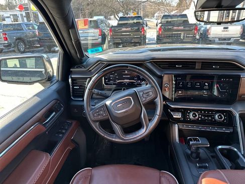 Used 2024 GMC Sierra 1500 Denali Ultimate image 14