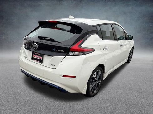 Used 2020 Nissan Leaf SV w/ SV Technology Package image 7
