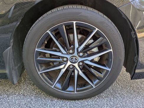 Used 2024 Toyota Camry SE w/ Convenience Package FWD image 11