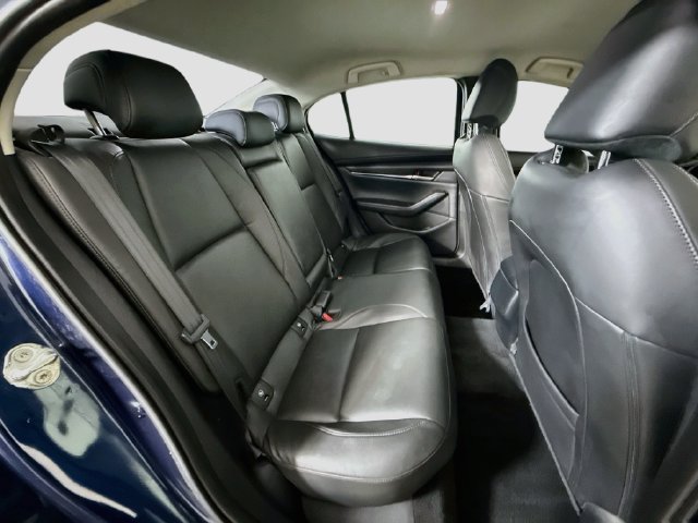 Used 2020 MAZDA MAZDA3 Sedan w/ Select Package FWD image 26