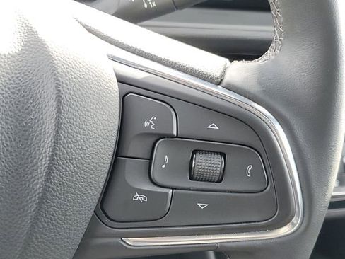 Certified 2024 Buick Envista Sport Touring w/ Convenience I Package image 23