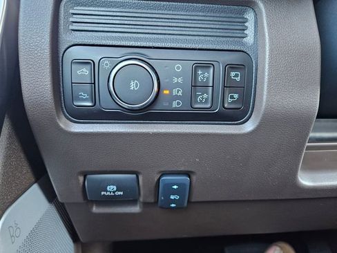 New 2026 Ford F250 King Ranch w/ FX4 Off-Road Package image 31