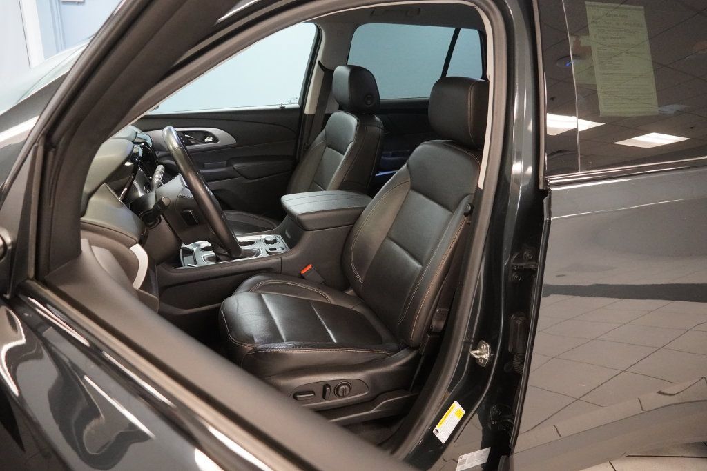 Used 2021 Chevrolet Traverse RS AWD/4WD image 13