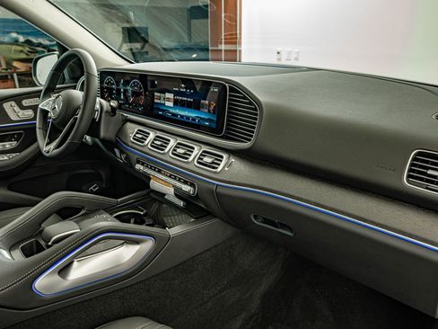 New 2026 Mercedes-Benz GLE 450 4MATIC image 34