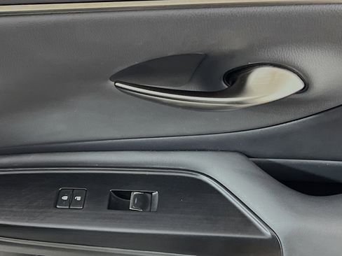 Used 2021 Lexus ES 350 F Sport w/ Accessory Package 2 image 32