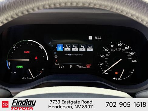 Certified 2026 Toyota Sienna XLE FWD image 21