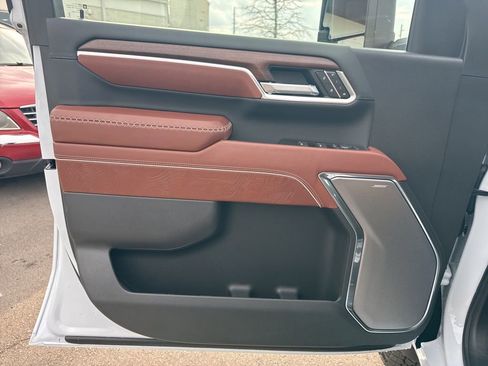 New 2026 GMC Sierra 2500 Denali Ultimate w/ Max Trailering Package image 12