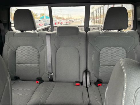 Used 2025 RAM 1500 Big Horn image 23