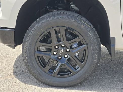 New 2026 Chevrolet Silverado 1500 Custom Trail Boss AWD/4WD image 10