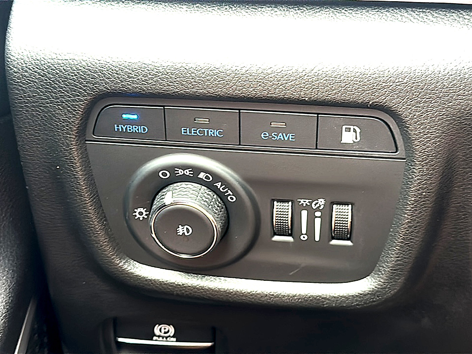 Used 2024 Jeep Grand Cherokee Limited 4xe AWD/4WD image 39