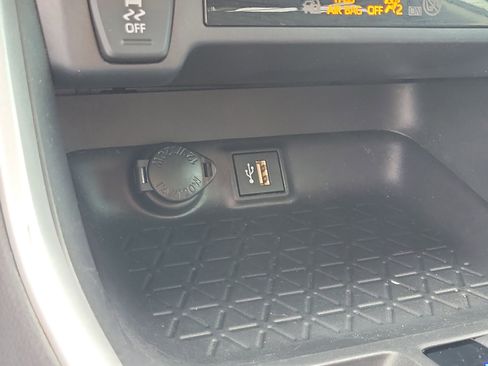 Used 2023 Toyota RAV4 LE FWD image 28
