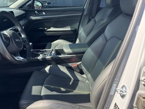Used 2025 Kia K5 GT image 3