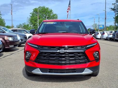 Used 2024 Chevrolet Blazer LT w/ Midnight/Sport Edition AWD/4WD image 2