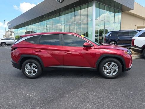 Certified 2024 Hyundai Tucson SE FWD image 17