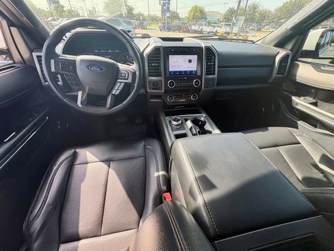Used 2020 Ford Expedition XLT w/ Equipment Group 201A RWD image 7