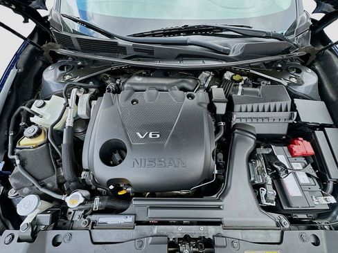 Used 2021 Nissan Maxima Platinum w/ Sport Mat Group FWD image 32