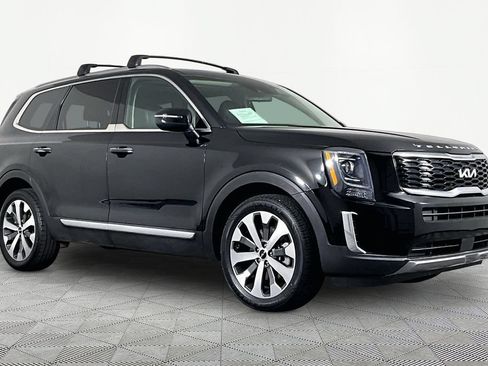 Used 2022 Kia Telluride S FWD image 3