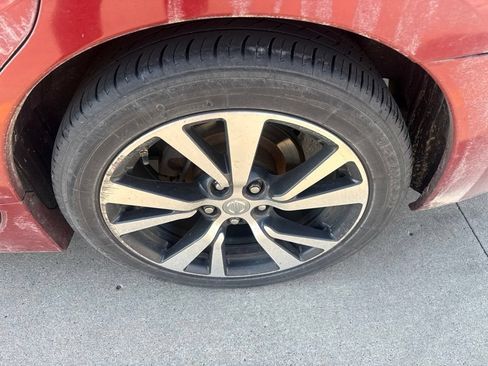 Used 2014 Nissan Altima 2.5 S w/ Sport Value Package FWD image 12