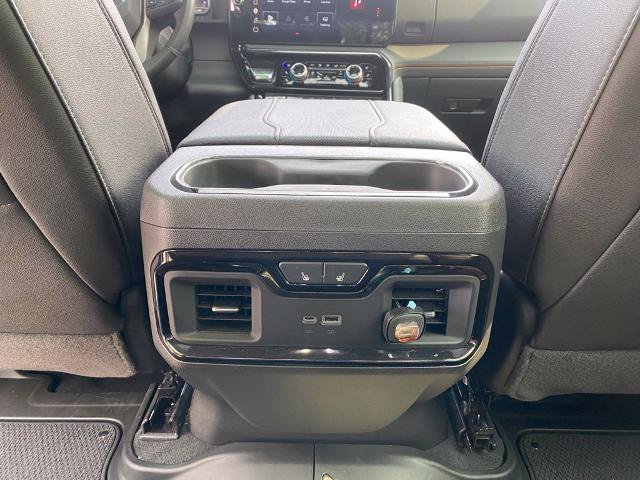 Used 2025 GMC Sierra 1500 AT4 w/ AT4 Premium Package AWD/4WD image 30