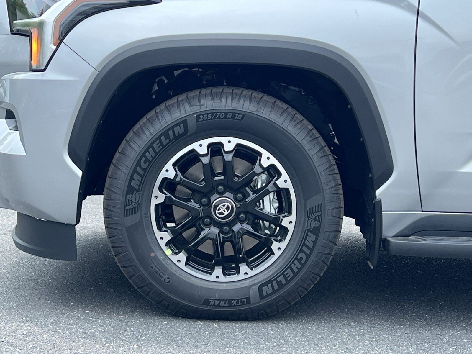 New 2026 Toyota Sequoia SR5 AWD/4WD image 8