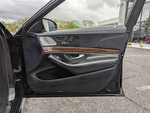 Used 2016 Mercedes-Benz S 550 4MATIC Sedan image 34