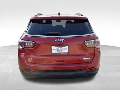 Used 2017 Jeep Compass Latitude w/ Popular Equipment Group image 10