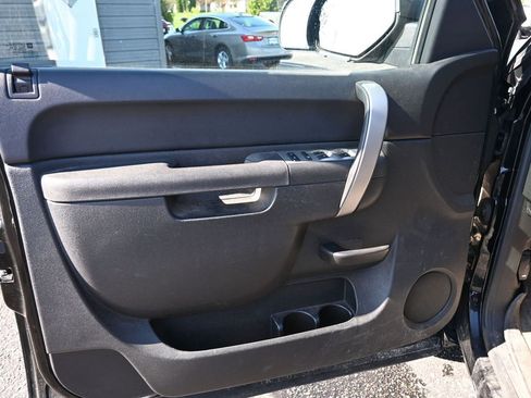 Used 2010 Chevrolet Silverado 1500 LT w/ Power Pack Plus image 12