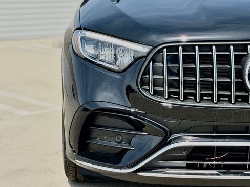 New 2026 Mercedes-Benz GLC 43 AMG 4MATIC image 8