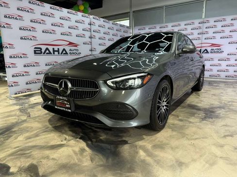 Used 2025 Mercedes-Benz C 300 4MATIC Sedan image 2