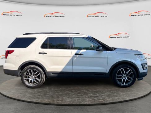 Used 2017 Ford Explorer Sport AWD/4WD image 6
