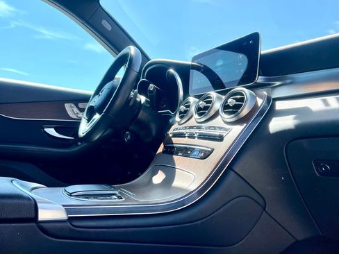 Certified 2022 Mercedes-Benz GLC 300 4MATIC image 10