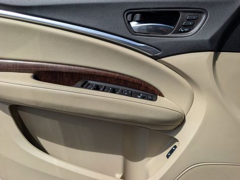 Used 2017 Acura MDX SH-AWD image 17