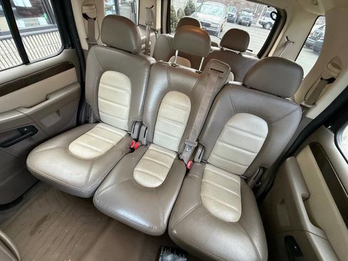 Used 2004 Ford Explorer Eddie Bauer image 10