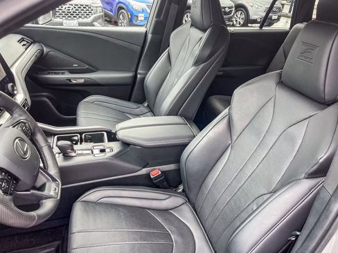 Used 2024 Lexus TX 500h AWD image 16