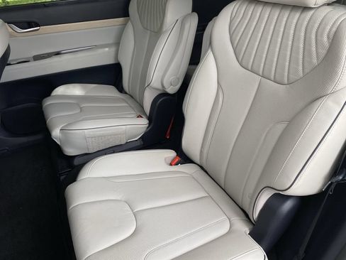 Used 2023 Hyundai Palisade Limited w/ Cargo Package FWD image 30