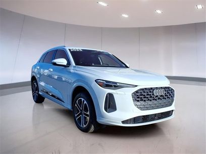 Used 2025 Audi Q5 Premium Plus w/ Premium Plus