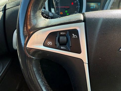 Used 2010 Chevrolet Equinox LT w/ Chrome Appearance Package image 11