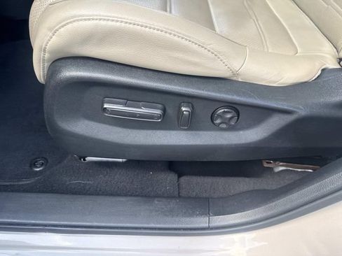 Used 2017 Honda CR-V EX-L image 19