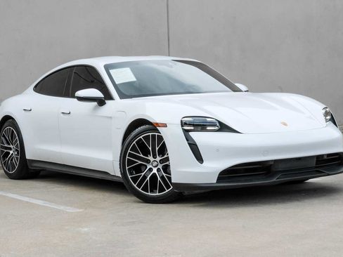 Used 2022 Porsche Taycan RWD image 7