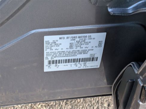 Used 2022 Ford Edge SE w/ Black Appearance Package image 23