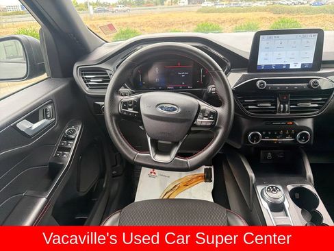 Used 2025 Ford Escape ST-Line FWD image 13
