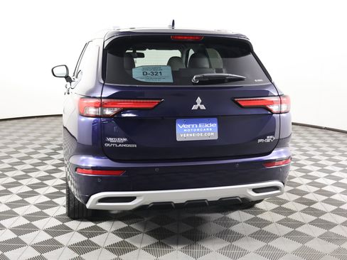Used 2024 Mitsubishi Outlander SEL image 7