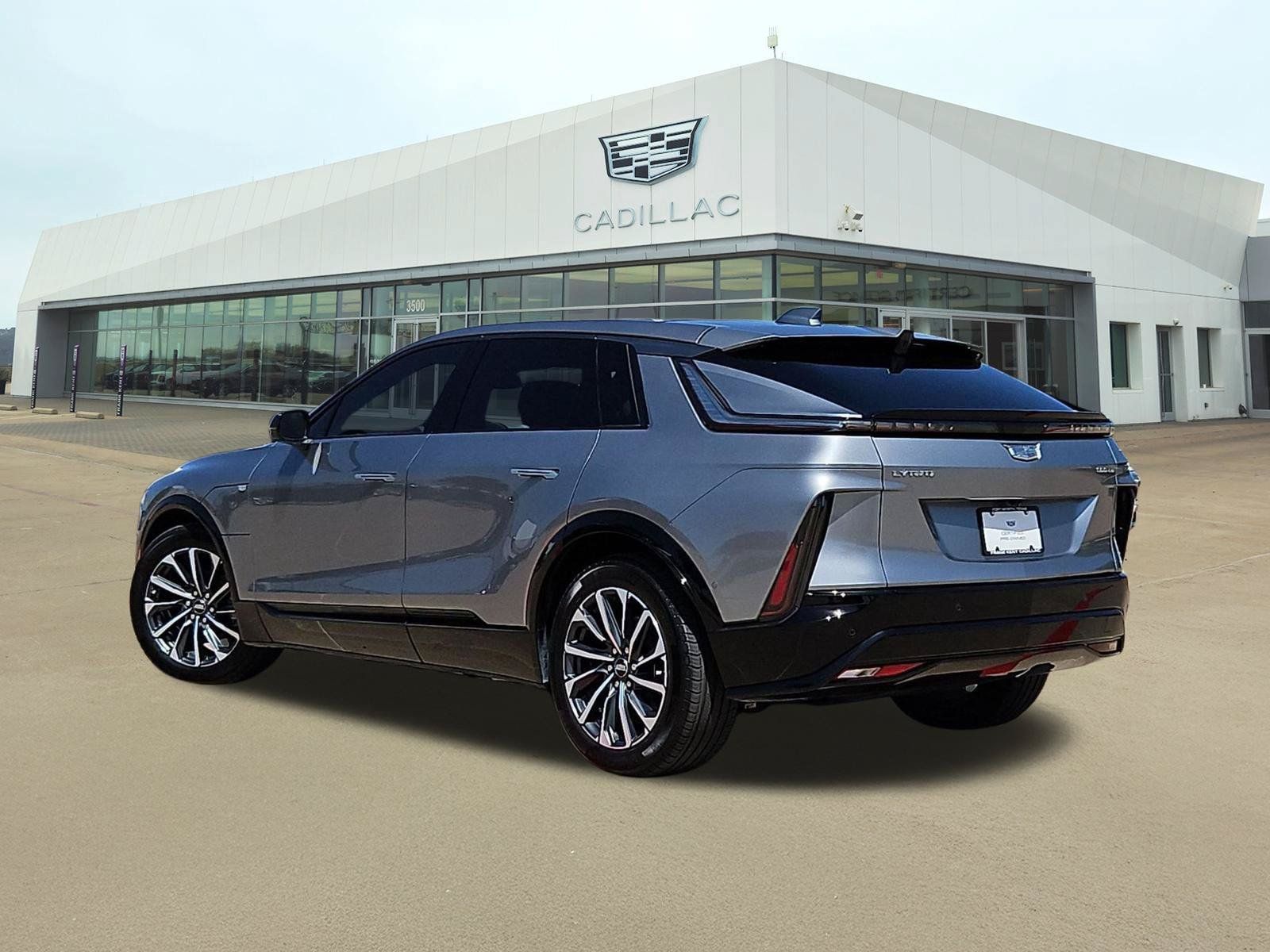 Certified 2024 Cadillac Lyriq Sport AWD/4WD image 4