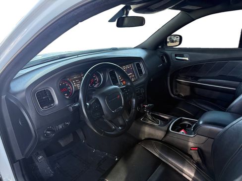 Used 2023 Dodge Charger SXT w/ Cold Weather Package RWD image 9