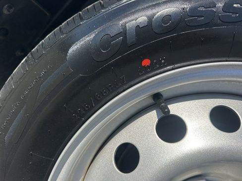 Used 2022 Ford Maverick XL w/ Equipment Group 100A Standard image 27