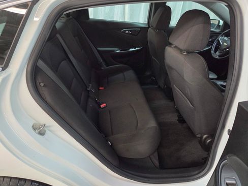 Used 2021 Chevrolet Malibu RS FWD image 15