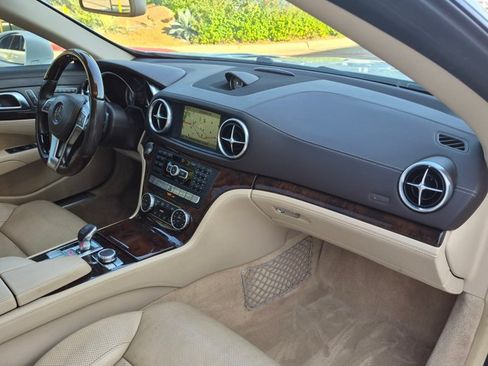Used 2015 Mercedes-Benz SL 400 image 19