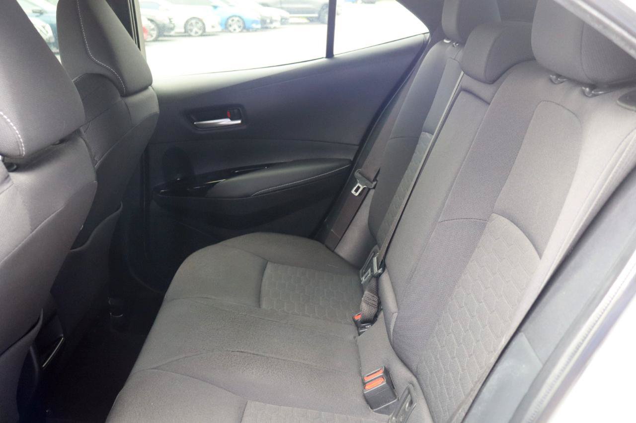 Used 2021 Toyota Corolla SE FWD image 19