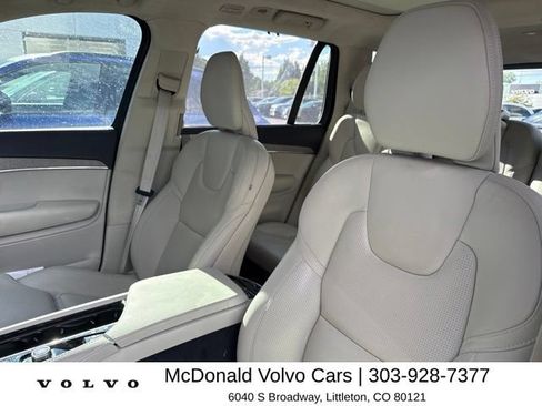 Used 2025 Volvo XC90 T8 Ultra w/ Lounge Package AWD/4WD image 7